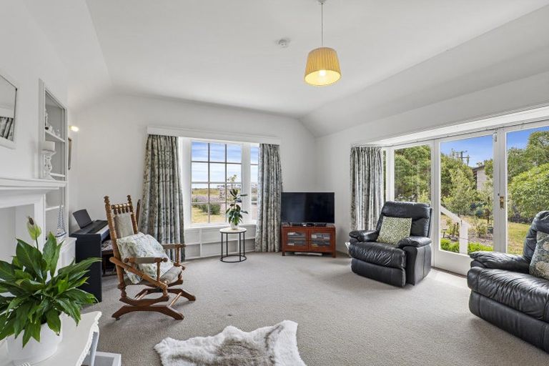 Photo of property in 113 Poranui Beach Road, Little River, 7591