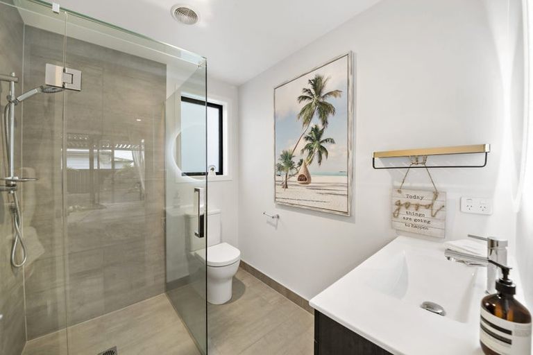 Photo of property in 5 Waipana Street, Hobsonville, Auckland, 0618