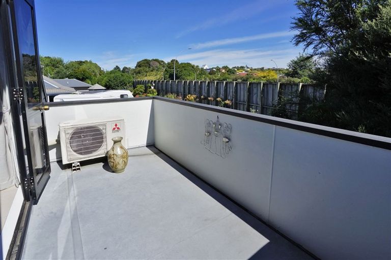 Photo of property in 32b Ashley Street, St Andrews, Hamilton, 3200