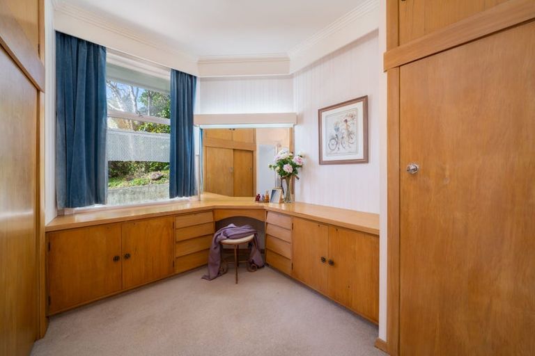 Photo of property in 387 Karori Road, Karori, Wellington, 6012