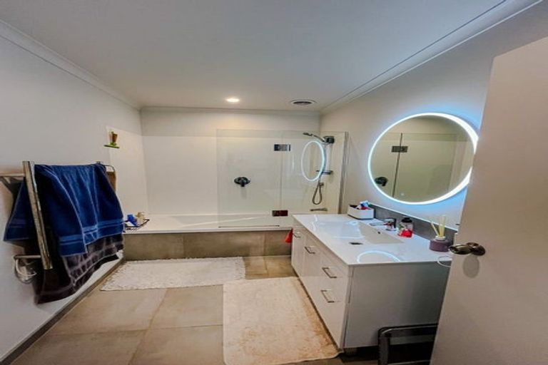 Photo of property in 21 Harore Road, Takanini, 2112