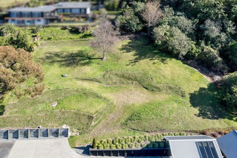 Photo of property in 32 Mapara Road, Acacia Bay, Taupo, 3385