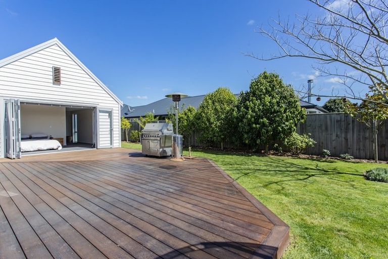 Photo of property in 20 Sandown Boulevard, Rangiora, 7400