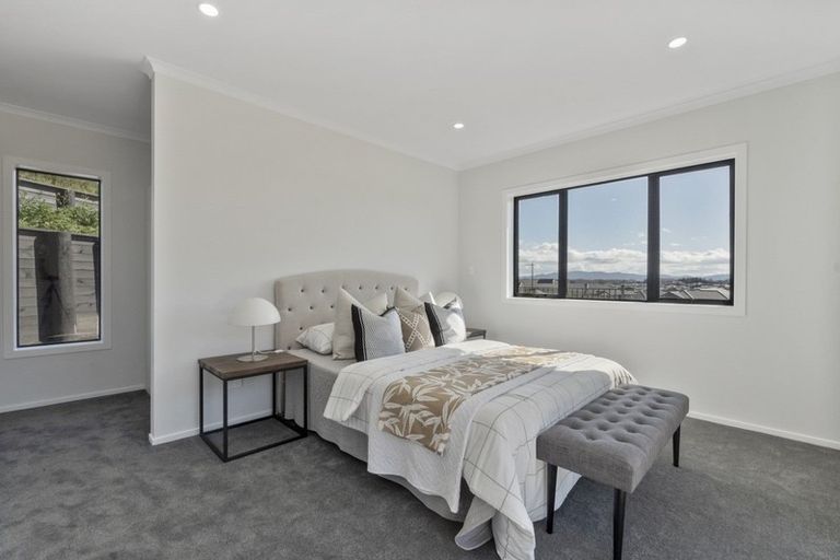 Photo of property in 24 Drower Glen, Flagstaff, Hamilton, 3210