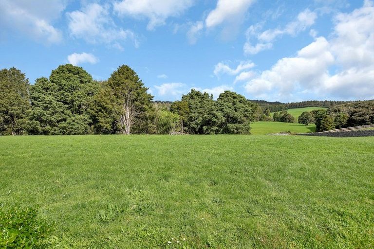 Photo of property in 8 Clover Lane, Te Kamo, 0185