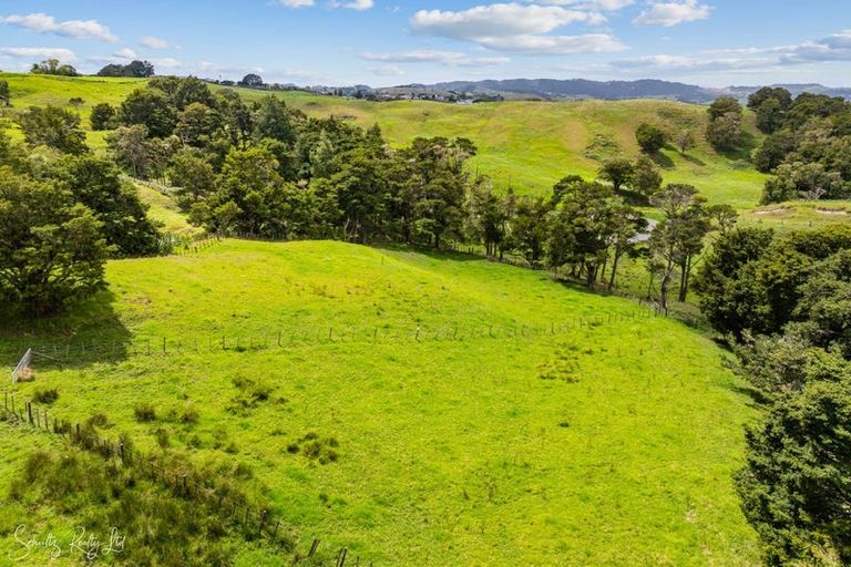 Photo of property in 5 Judd Road, Maungaturoto, 0520