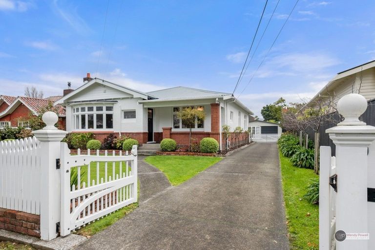 Photo of property in 9 Matai Street, Woburn, Lower Hutt, 5010