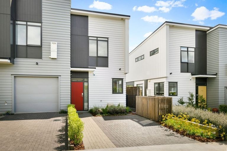 Photo of property in 12a Dida Park Drive, Kumeu, 0810