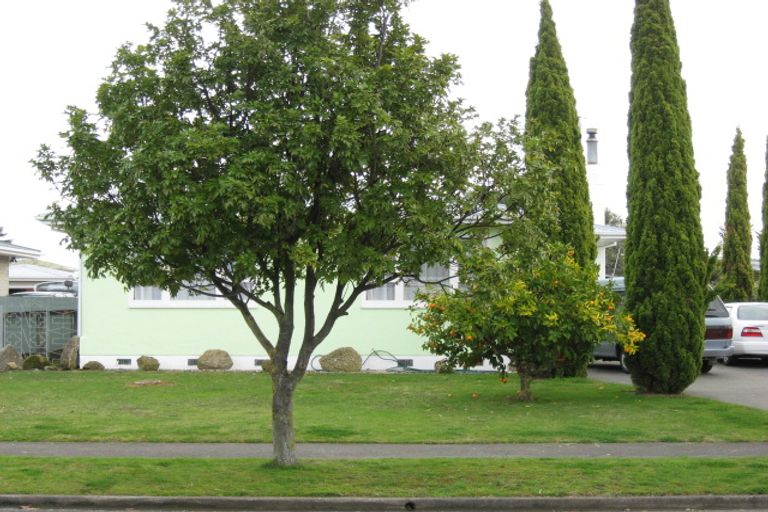 Photo of property in 17 Davidson Avenue, Pirimai, Napier, 4112