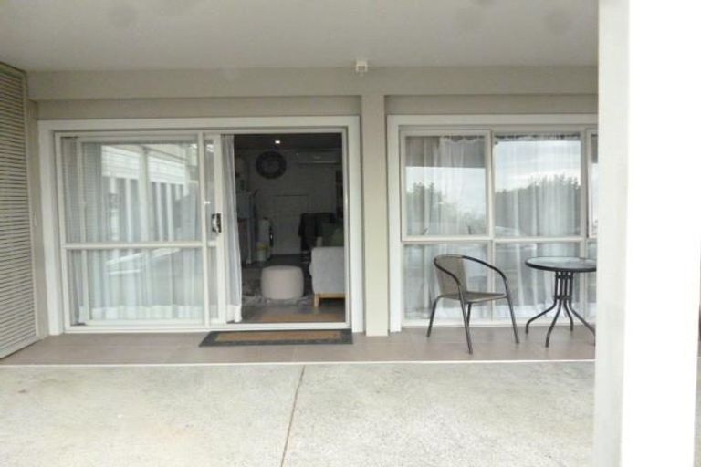 Photo of property in 6 Judkins Crescent, Cockle Bay, Auckland, 2014