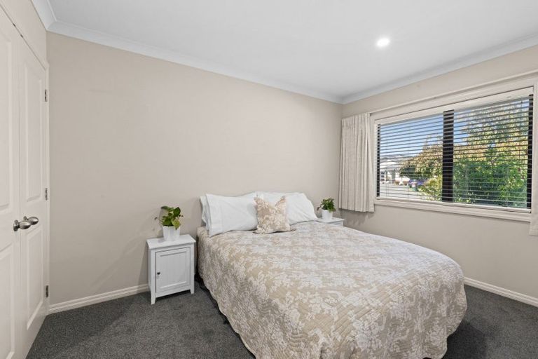 Photo of property in 21 Pinotage Drive, Greenmeadows, Napier, 4112