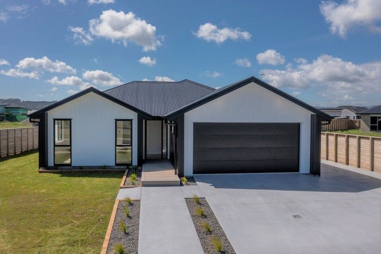 Photo of property in 267 Kupe Drive, Whitianga, 3510
