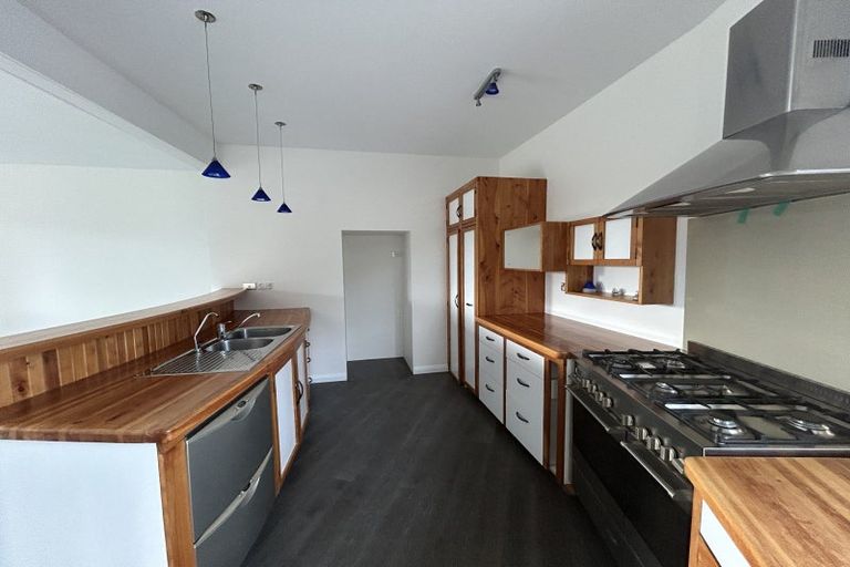 Photo of property in 19 Matheson Crescent, Albert Town, Wanaka, 9305