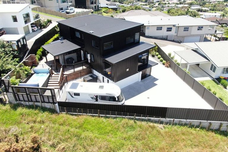 Photo of property in 35 Tohora View, Waihi Beach, 3611