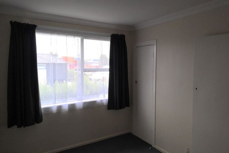 Photo of property in 53 Great South Road, Papakura, 2110