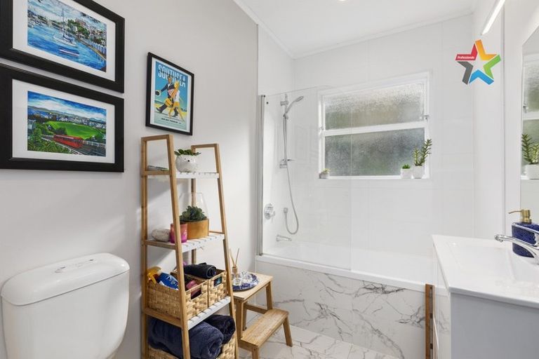 Photo of property in 99 Normandale Road, Normandale, Lower Hutt, 5010