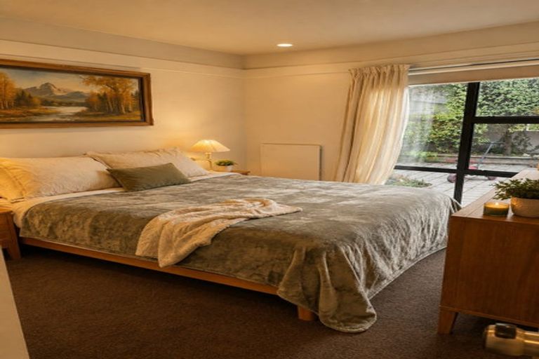 Photo of property in 7b Morrows Mead, Wanaka, 9305