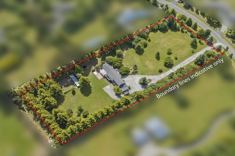 Photo of property in 25 Genesis Drive, West Melton, Christchurch, 7675