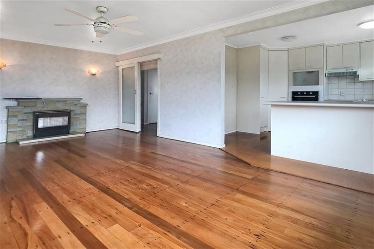 Photo of property in 1/17 Ti Rakau Drive, Pakuranga, Auckland, 2010