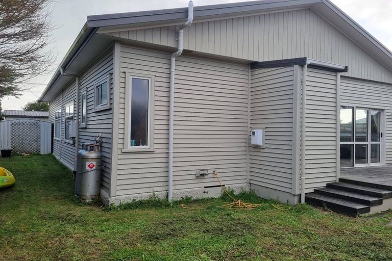 Photo of property in 7 Normanby Street, Fitzroy, New Plymouth, 4312