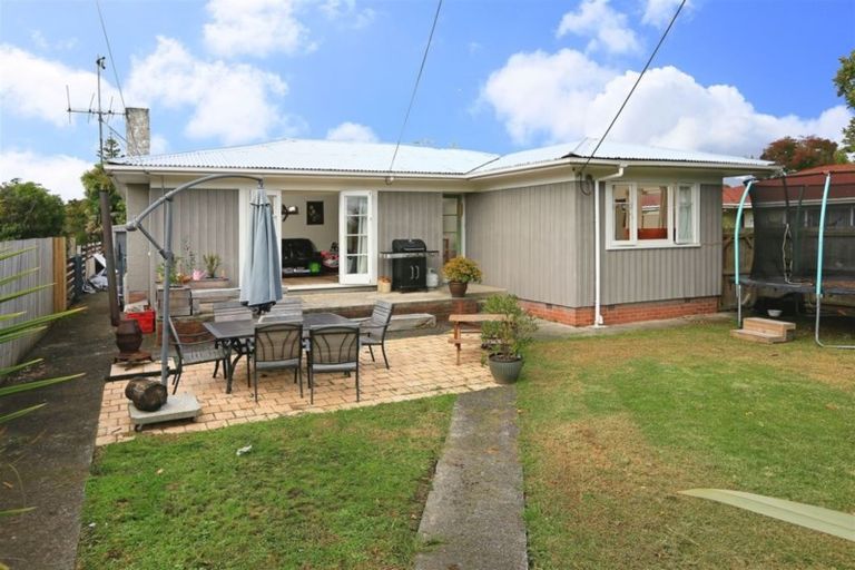 Photo of property in 52 Metcalfe Road, Ranui, Auckland, 0612