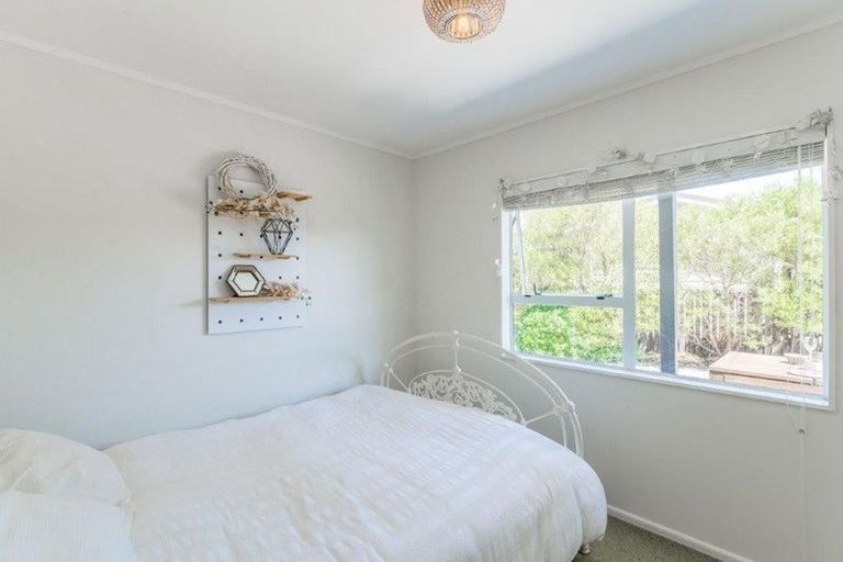 Photo of property in 16 Rosewood Place, Paraparaumu, 5032