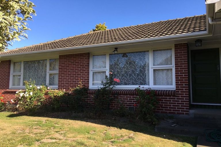 Photo of property in 3 Woodbury Street, Avonhead, Christchurch, 8042