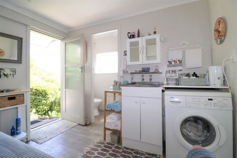 Photo of property in 2 Arthur Road, Ngarimu Bay, Thames, 3575