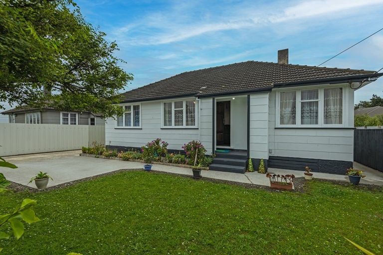 Photo of property in 21 Carlisle Street, Milson, Palmerston North, 4414