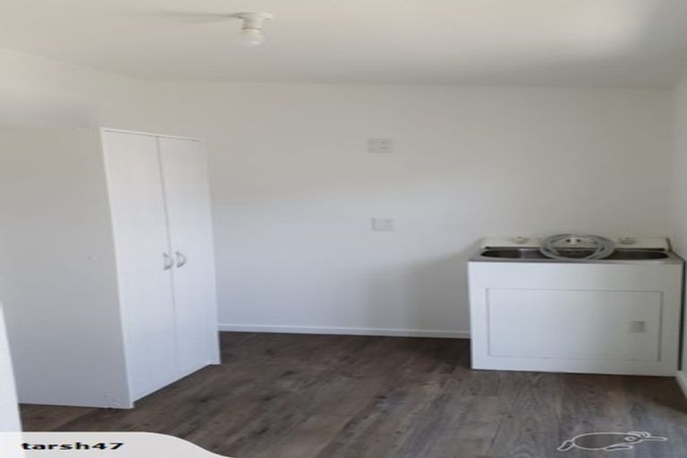 Photo of property in 16 Waimea Road, Waikanae Beach, Waikanae, 5036