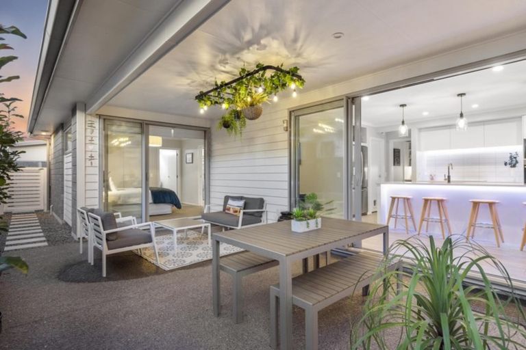 Photo of property in 854b Papamoa Beach Road, Papamoa Beach, Papamoa, 3118