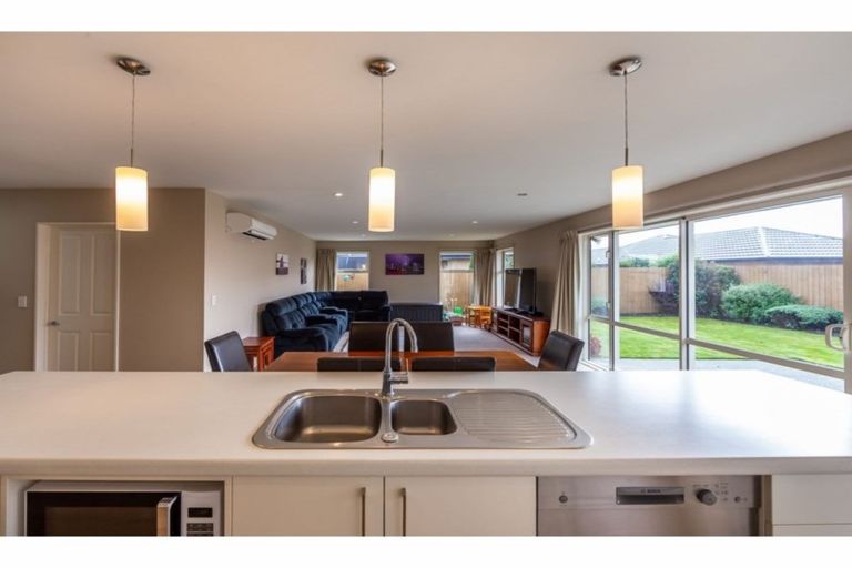 Photo of property in 12 Richmond Avenue, Halswell, Christchurch, 8025