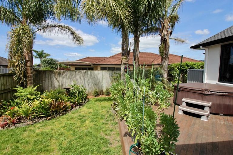 Photo of property in 8 Sara Way, Whitianga, 3510