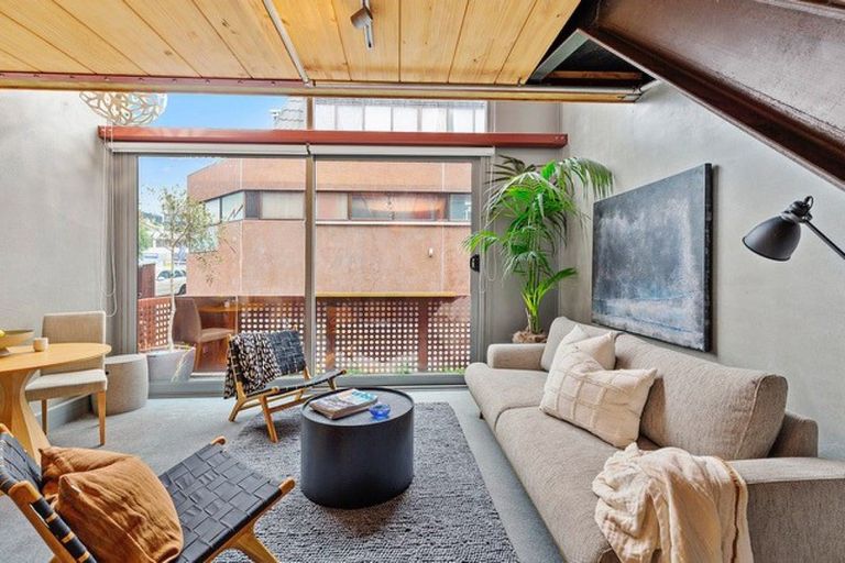 Photo of property in Tattoo Apartments, 2/42 Abel Smith Street, Te Aro, Wellington, 6011