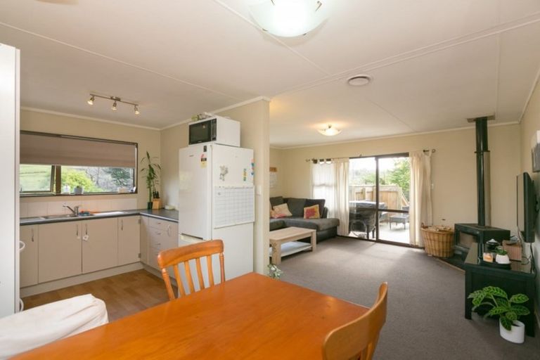 Photo of property in 77 Poplar Grove, Whalers Gate, New Plymouth, 4310