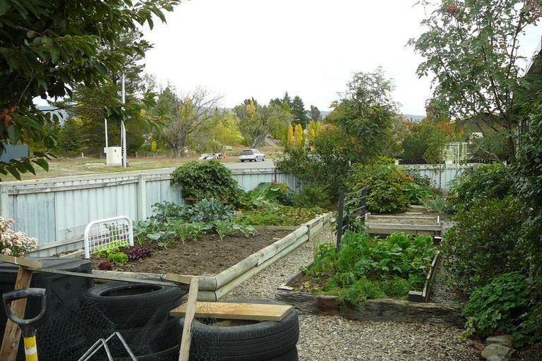 Photo of property in 1 Don Place, Alexandra, 9320