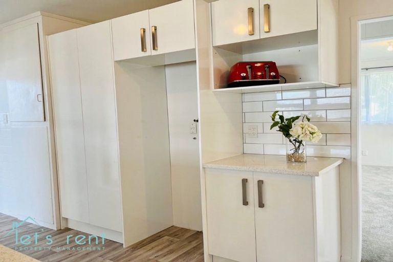 Photo of property in 22 Frangipani Avenue, Manurewa, Auckland, 2102