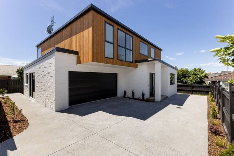 Photo of property in 8a Freyberg Street, Otumoetai, Tauranga, 3110