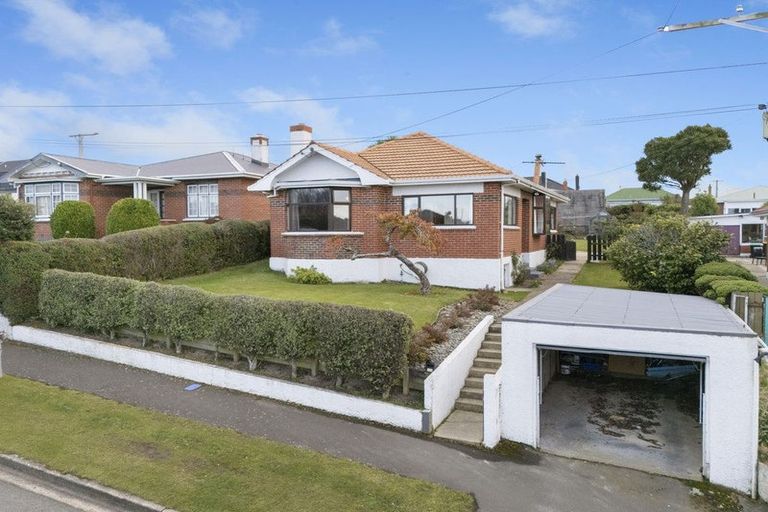 Photo of property in 96 Middleton Road, Kew, Dunedin, 9012
