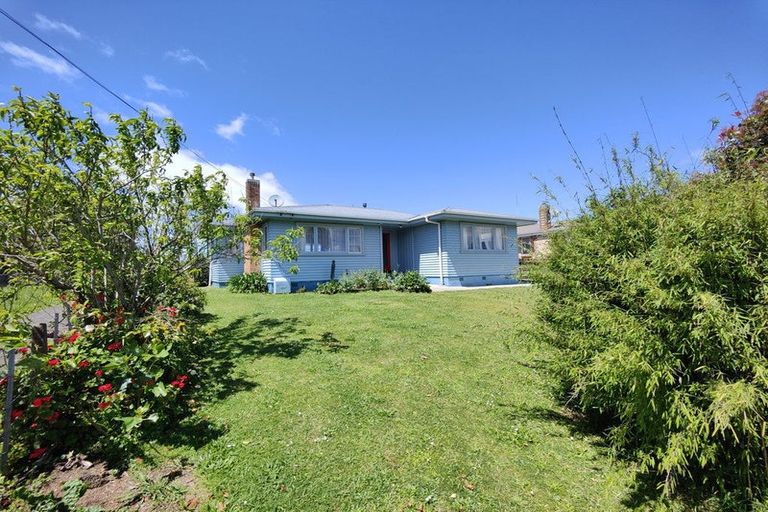 Photo of property in 55 Mount View Road, Melville, Hamilton, 3206
