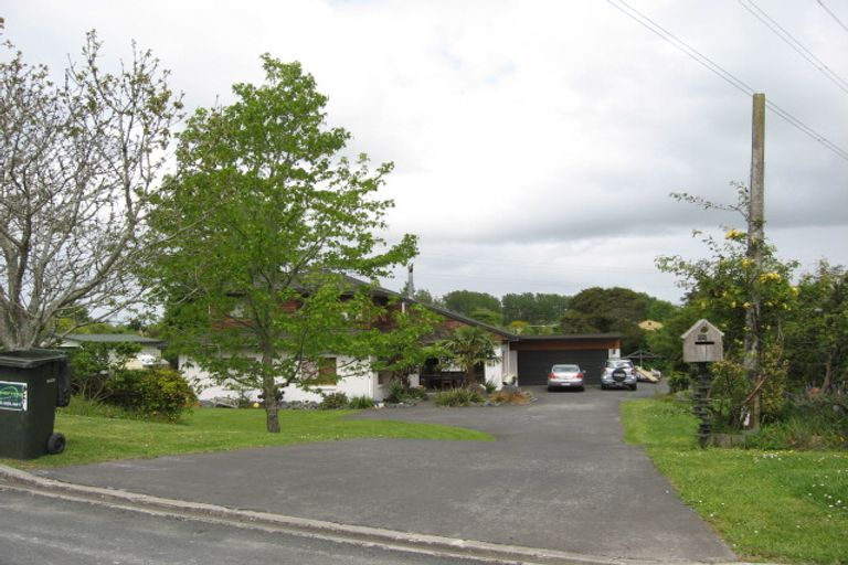 Photo of property in 22 Weza Lane, Kumeu, 0810
