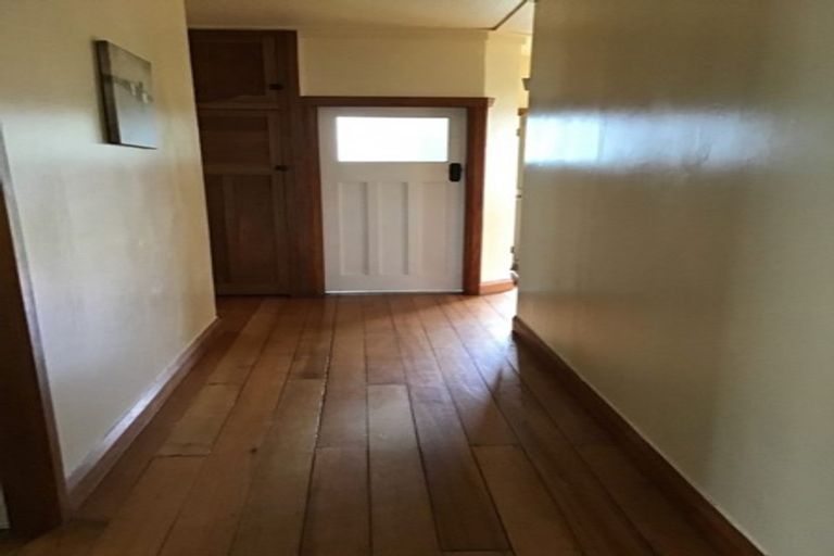 Photo of property in 378a Oxford Street, Levin, 5510