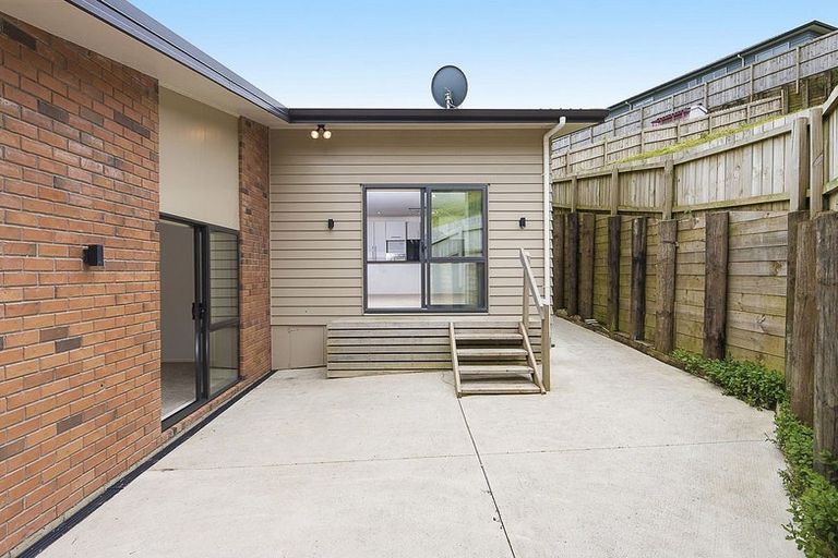 Photo of property in 44 Cape Vista Crescent, Pukekohe, 2120