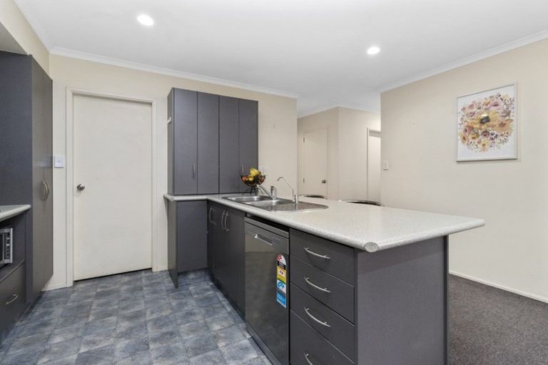 Photo of property in 11 Finchley Place, Hamilton East, Hamilton, 3216