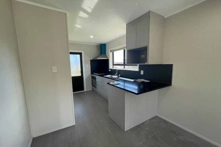 Photo of property in 4/9 Norman Spencer Drive, Papatoetoe, Auckland, 2104