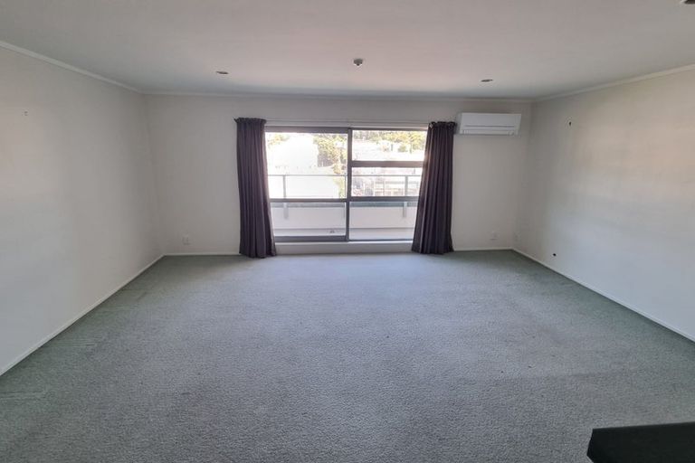 Photo of property in 8 Girton Terrace, Mount Cook, Wellington, 6021