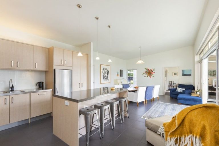 Photo of property in 50 Paraoa Crescent, Omaha, Warkworth, 0986