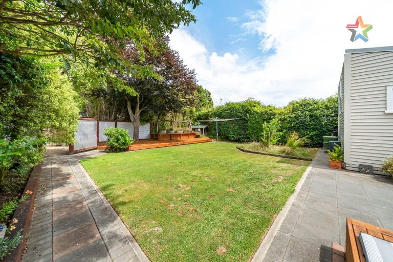 Photo of property in 48 Brook Street, Waterloo, Lower Hutt, 5011