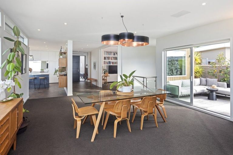 Photo of property in 143 Richmond Hill Road, Richmond Hill, Christchurch, 8081
