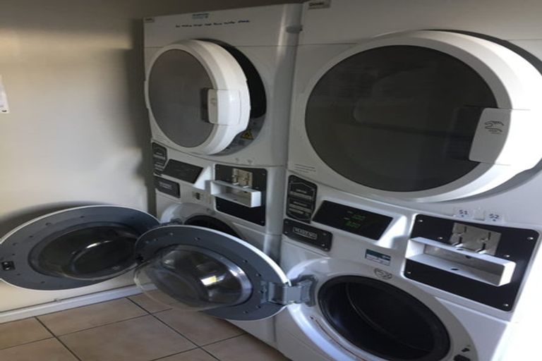 Photo of property in 11 Ruahine Street, Roslyn, Palmerston North, 4414